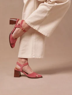 Femme Pied de Biche Amanda